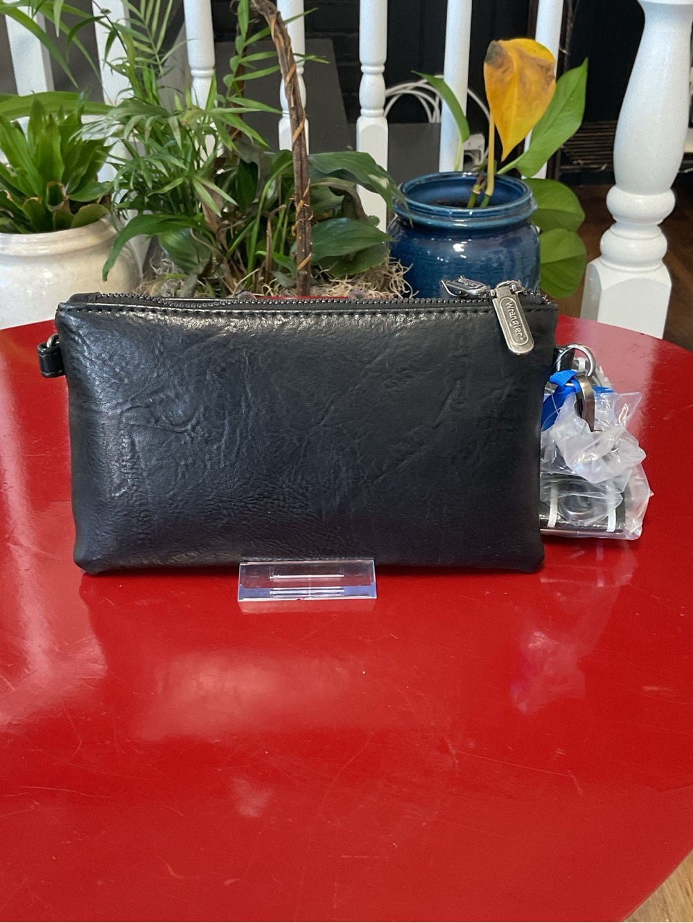 Wrangler Black Crossbody Wallet Clutch NWT Removable Logo Strap Western Purse - Picture 2 of 5